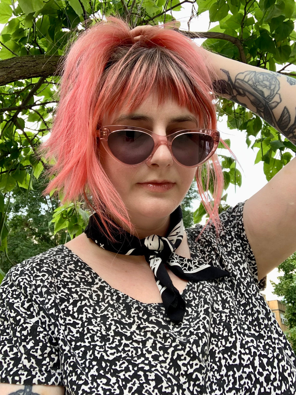 Knight at Dawn: Sapphic La Belle Dame Sans Merci Bandana