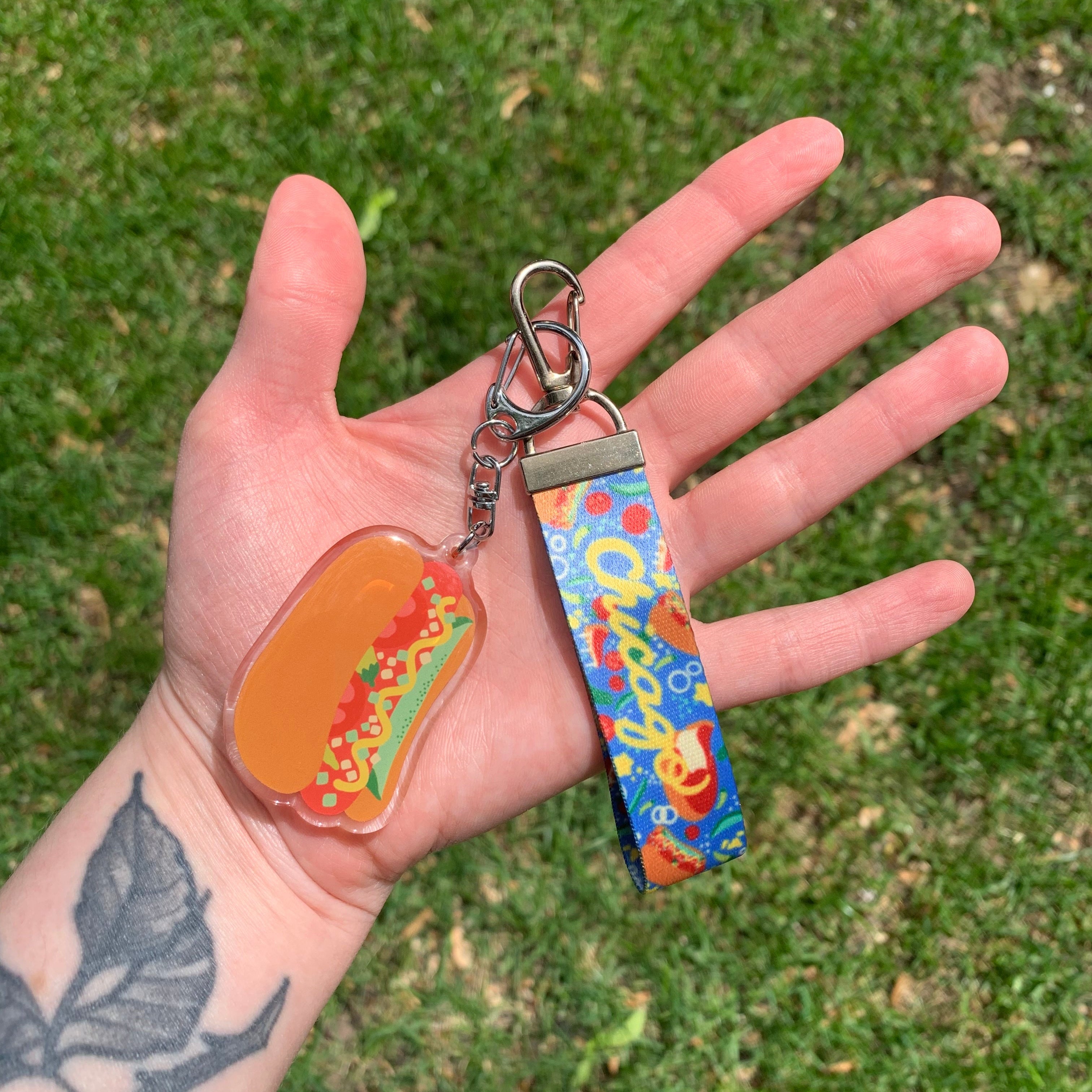 Chicago Hot Dog Charm and Lanyard Keychain Set